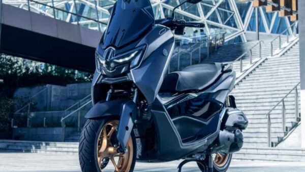 Yamaha NMax 155 tem design registrado: o que esperar