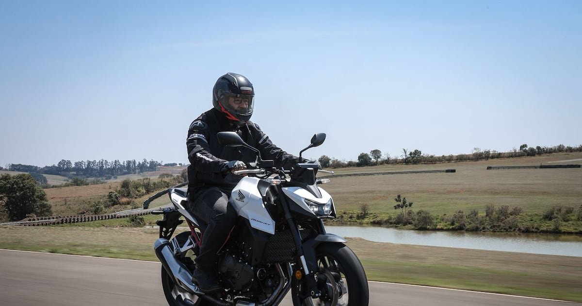 Honda CB750 Hornet 2026