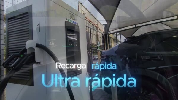 Ribeirão Preto inaugura primeiro hub de recarga para carros elétricos